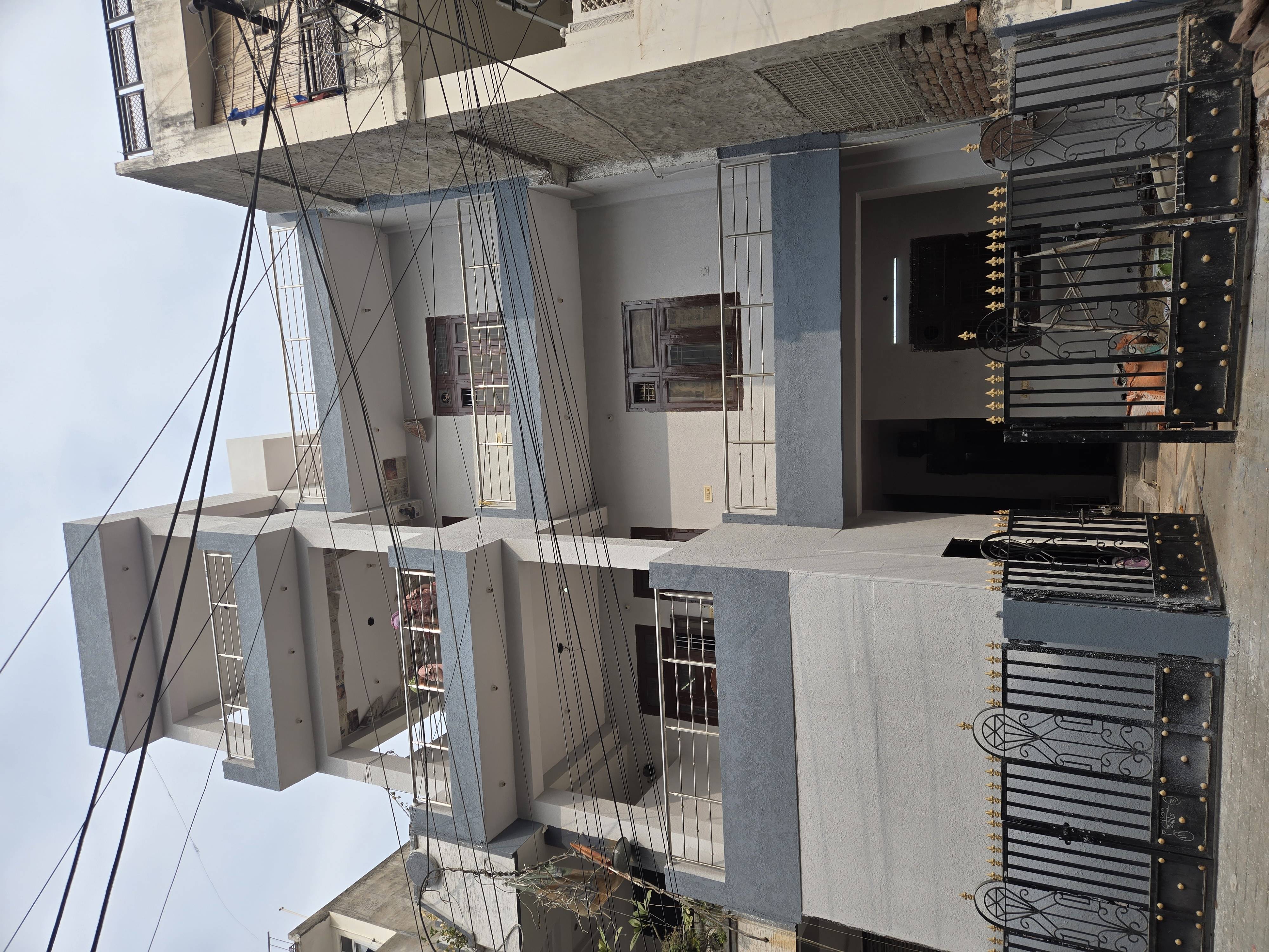 Mehar girls pg sona bari